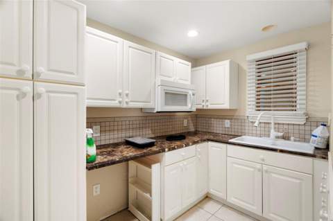 6890 County Road 95, Palm Harbor FL - photo 15 of 24
