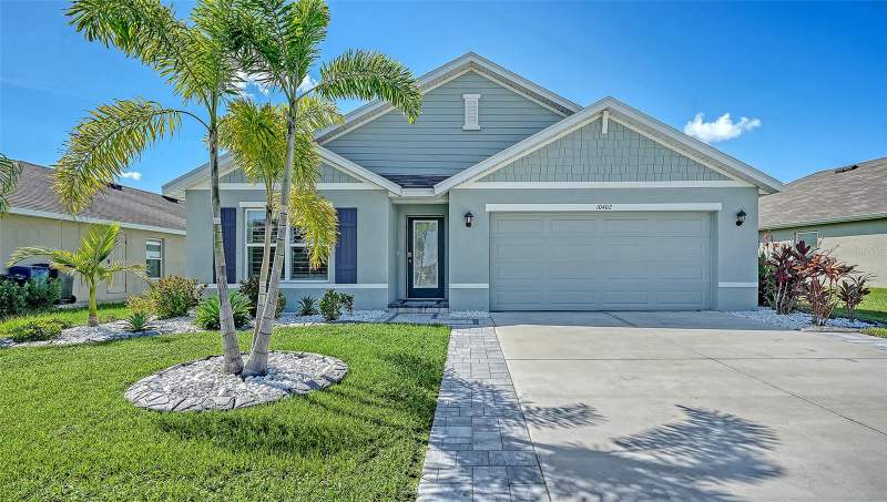 4 bedroom Single Family Residence at 10402 Charlotte Drive, Bella Lago Ph I, Parrish — photo 2