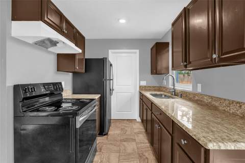 5390 Botany Court, Orlando FL - photo 12 of 32