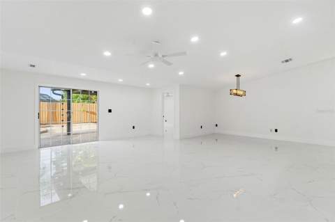 5308 Black Pine Drive, Tampa FL - photo 6 of 6