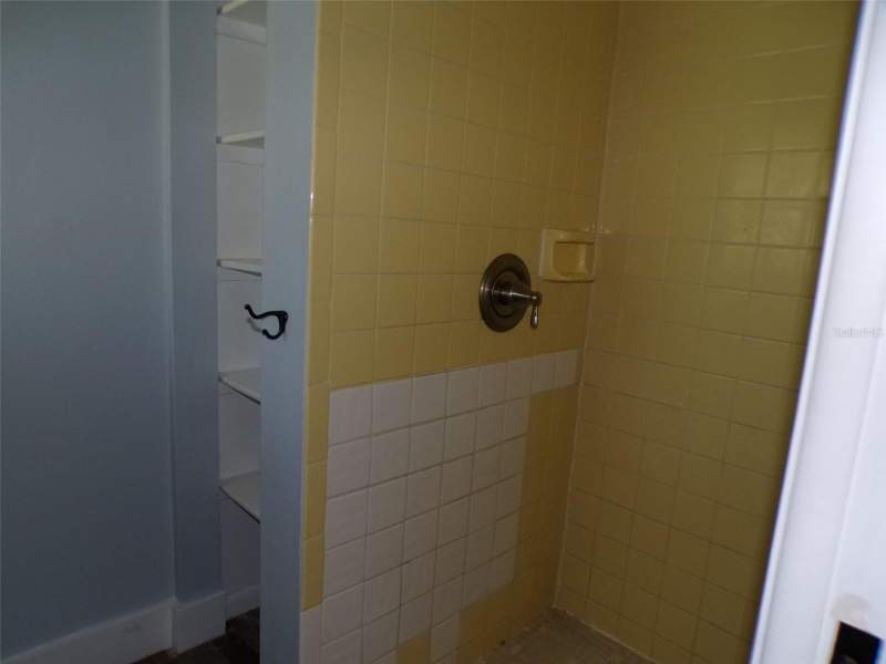 2 bedroom Single Family Residence at 3355 Idlewild Street, Port Charlotte Sub Sec 13, Port Charlotte — photo 4