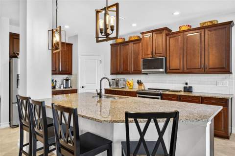 7109 Bay Laurel Court, Wesley Chapel FL - photo 21 of 90