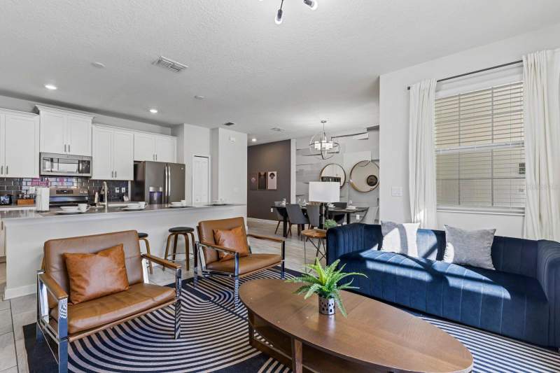 4 bedroom Townhouse at 8990 Stinger Drive, Stoneybrook South Ph J 2 & J 3, Champions Gate — photo 2