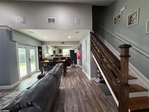 10009 Regal Woods Lane, Tampa FL - photo 18 of 54