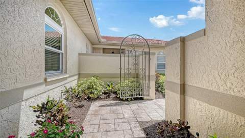 3374 W Chelmsford Court #9, Sarasota FL - photo 20 of 37