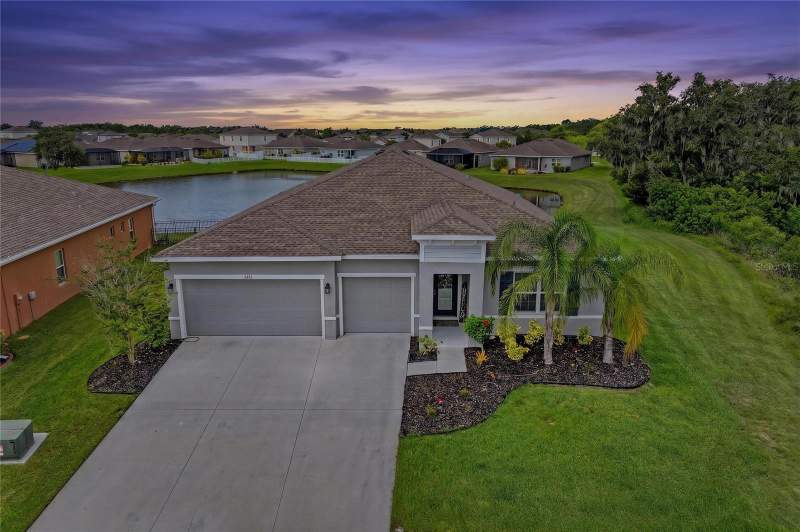 4 bedroom Single Family Residence at 6421 114th Avenue, Willow Bend Ph III, Parrish — photo 3