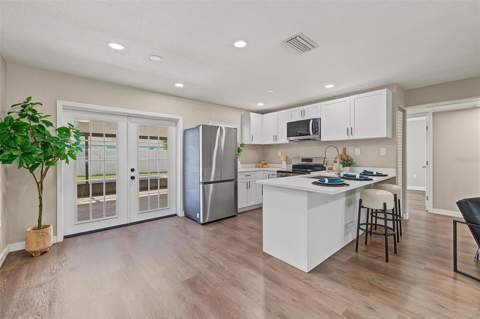 548 Frandor Place, Apollo Beach FL - photo 6 of 6