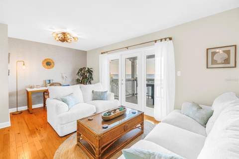 5102 Coquina Key Drive #D, St Petersburg FL - photo 16 of 41