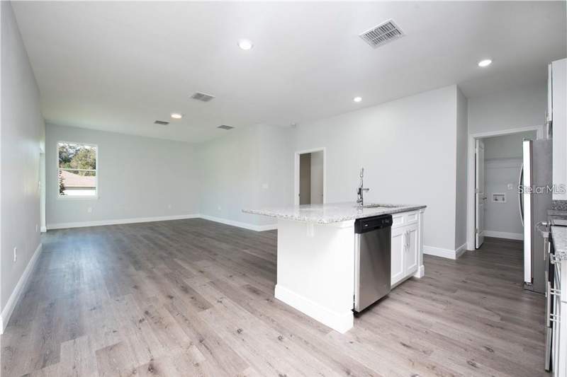 3 bedroom Single Family Residence at 2433 Avenue F, Inwood, Winter Haven — photo 4