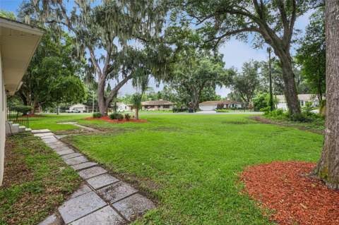 480 Lake Forest Circle, Mount Dora FL - photo 23 of 44