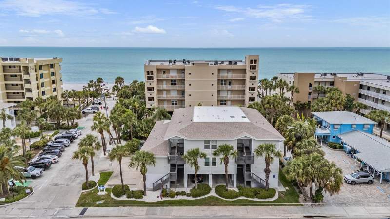 2 bedroom Condominium at 1500 Gulf Boulevard #204B, Beachside Villas Of Indian Rocks Beach, Indian Rocks Beach — photo 2