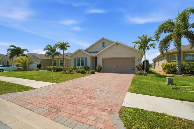 4 bedroom Single Family Residence at 3422 Cancun Court, Entrada, Cape Coral — photo 2