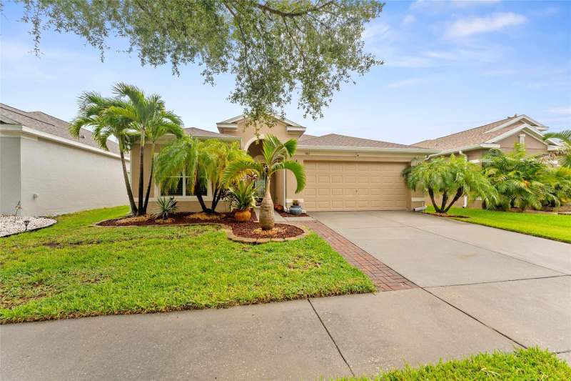 3 bedroom Single Family Residence at 901 Parker Den Drive, Bahia Lakes Ph 2, Ruskin — photo 2