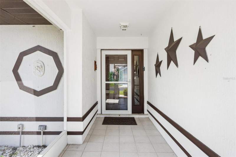 2 bedroom Single Family Residence at 452 SWEETWATER WAY, SWEETWATER GOLF & TENNIS CLUB ADD 02, HAINES CITY — photo 4