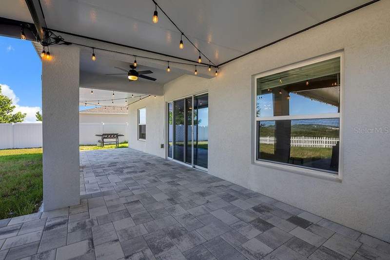 5 bedroom Single Family Residence at 1033 Calico Pointe Circle, Parkside At Estates, Groveland — photo 2