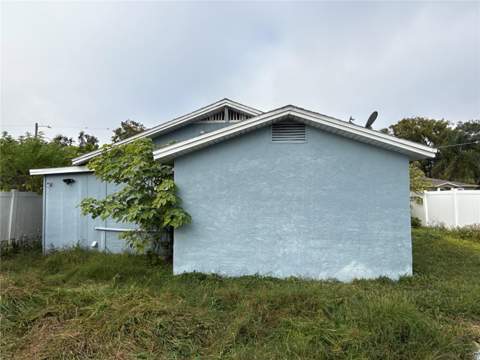 8007 N Klondyke Street, Tampa FL - photo 6 of 9