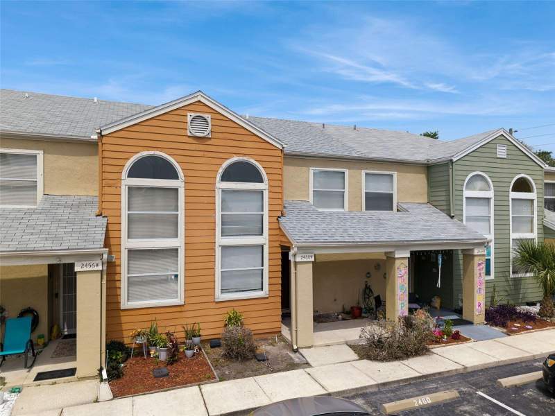 2 bedroom Townhouse at 2460 SUMMERFIELD WAY, SUMMERFIELD TWNHMS, KISSIMMEE — photo 2