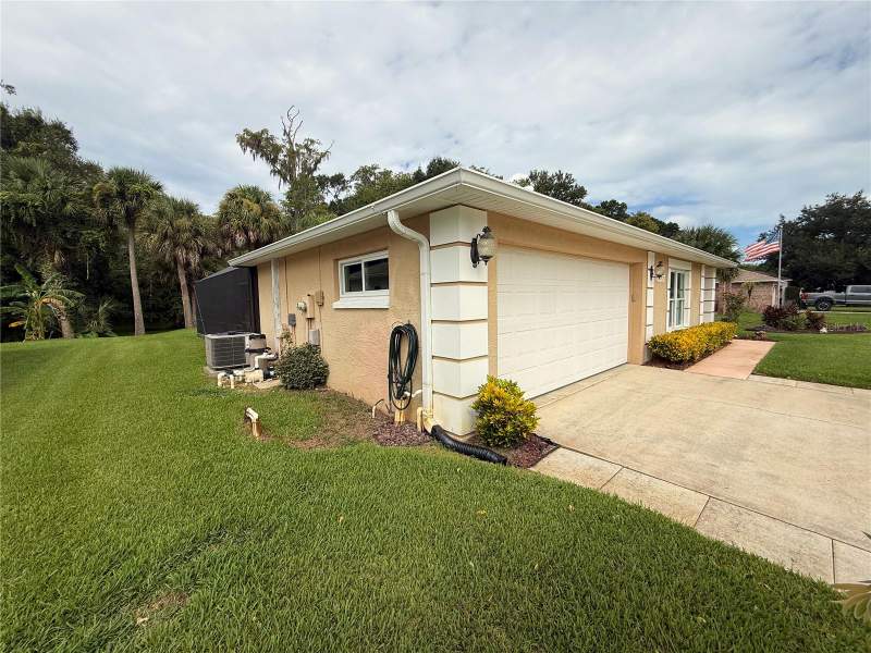 3 bedroom Single Family Residence at 3777 Grove View Lane, Groves Ph C, Port Orange — photo 2