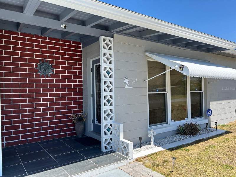 2 bedroom Single Family Residence at 123 Poinsettia Circle, Port Charlotte, Port Charlotte — photo 3