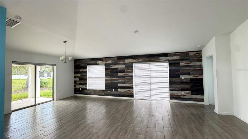 4 bedroom Single Family Residence at 656 COTULLA DRIVE, POINCIANA VILLAGE 1 NBHD 1 SOUTH, KISSIMMEE — photo 4