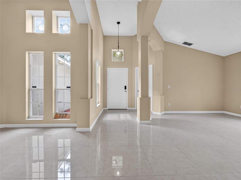 4 bedroom Single Family Residence at 507 Canary Island Court, Waterford Chase Village Tract E, Orlando — photo 5
