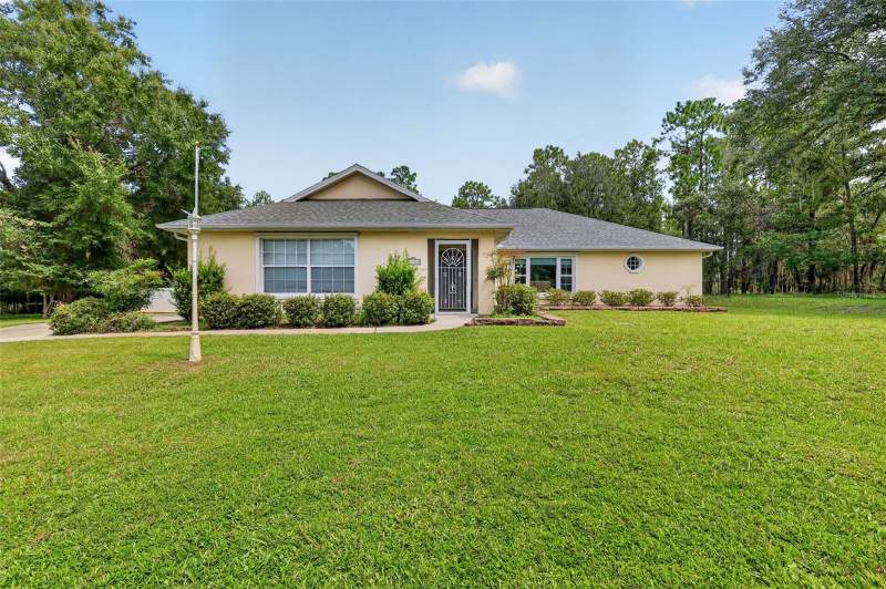 3 bedroom Single Family Residence at 21859 SW 82nd Street, Rainbow Springs The Woodlands, Dunnellon — photo 2