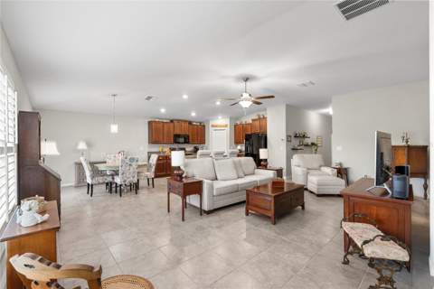 3414 Kearsney Abbey Circle, Dover FL - photo 7 of 43