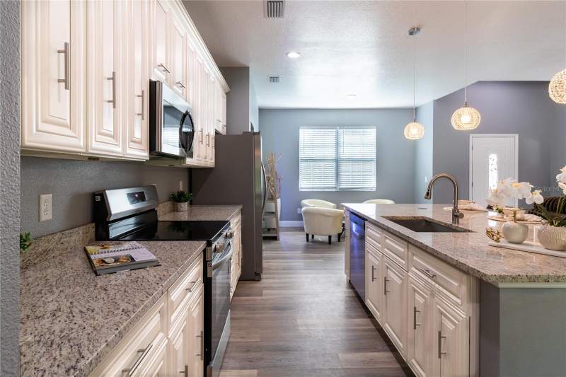 4 bedroom Single Family Residence at 41550 Royal Trails Road, Royal Trails Unit 01, Eustis — photo 5