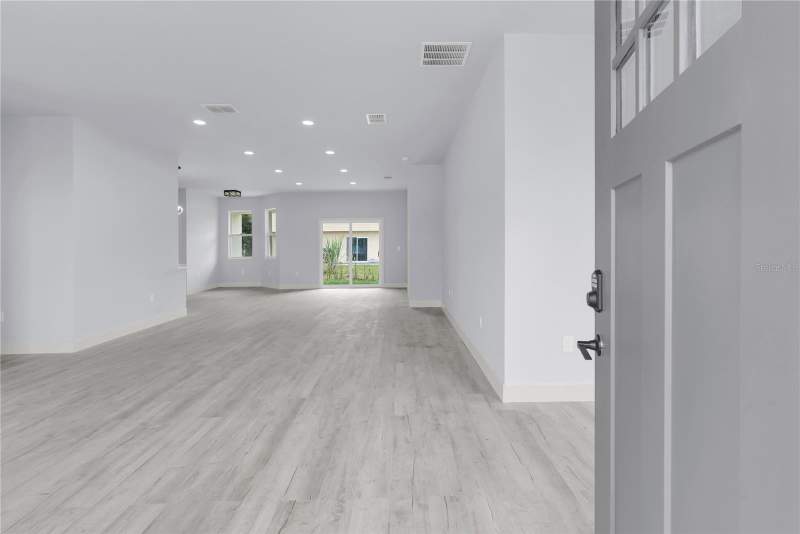 4 bedroom Single Family Residence at 965 NANCY COURT, POINCIANA VILLAGE 5 NBHD 1, KISSIMMEE — photo 2
