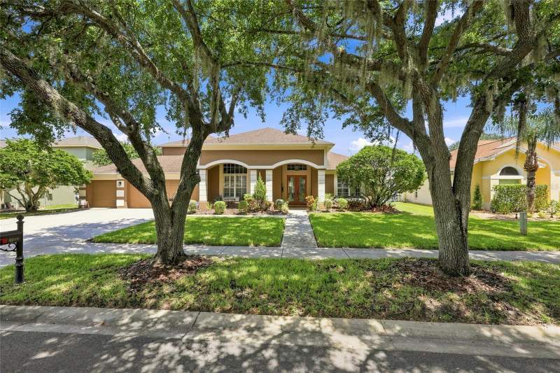 4 bedroom Single Family Residence at 8310 Summer Grove Road, West Meadows Prcl 6 Ph 1, Tampa — photo 2