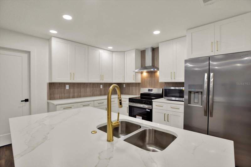 3 bedroom Single Family Residence at 2661 Pebble Beach Drive, Clubhouse Estates Of Countryside, Clearwater — photo 2