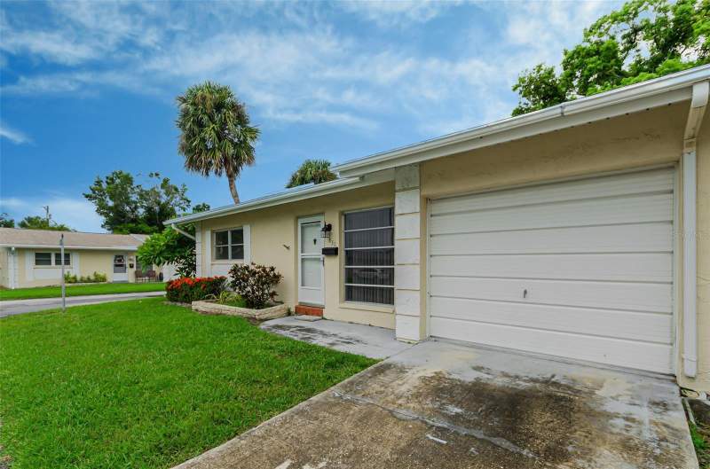 2 bedroom Villa at 830 Cambridge Court, Heather Hill Apts, Dunedin — photo 2