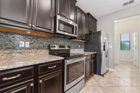 11714 Lake Boulevard, New Port Richey FL - photo 13 of 43