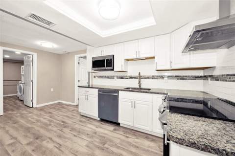 10910 Bridleton Road, Port Richey FL - photo 9 of 27