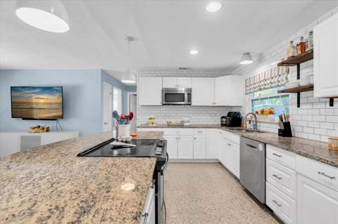 5701 6th Way, St Petersburg FL - photo 10 of 53