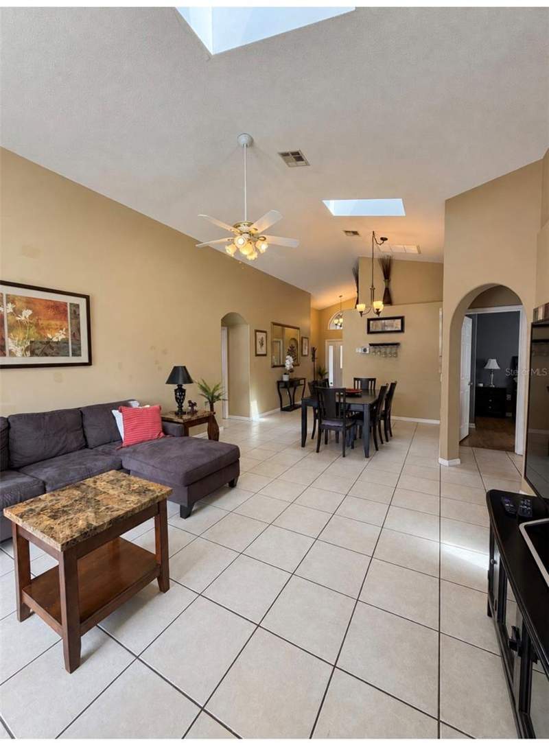 4 bedroom Single Family Residence at 2564 Bear Creek Court, Indian Creek Ph 1, Kissimmee — photo 4