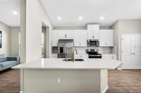 1910 Goblet Cove Street, Kissimmee FL - photo 13 of 39