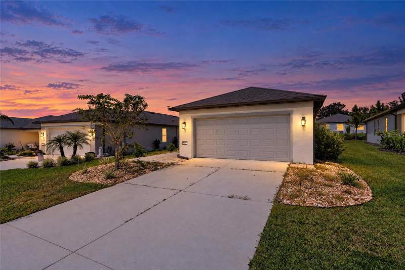 3 bedroom Single Family Residence at 8359 SW 54th Loop, Stone Creek By Del Webb, Ocala — photo 2