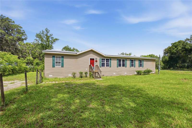 4 bedroom Manufactured Home at 16520 NE 42nd Avenue, Meadows Un 11, Citra — photo 3