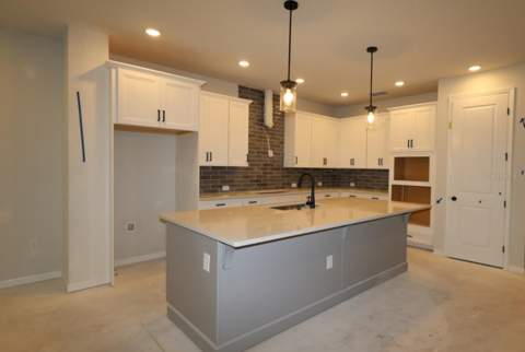 5410 Knotty Oak Street, Mount Dora FL - photo 6 of 6