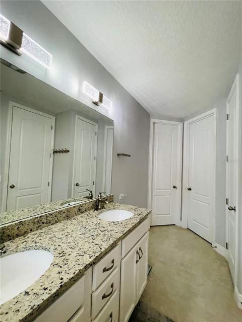 2925 Siesta View Drive, Kissimmee FL - photo 7 of 38