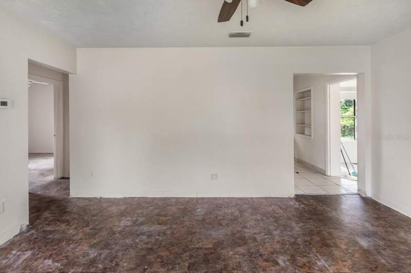 2 bedroom Single Family Residence at 1329 Woodbine Street, Pine Ridge, Clearwater — photo 4