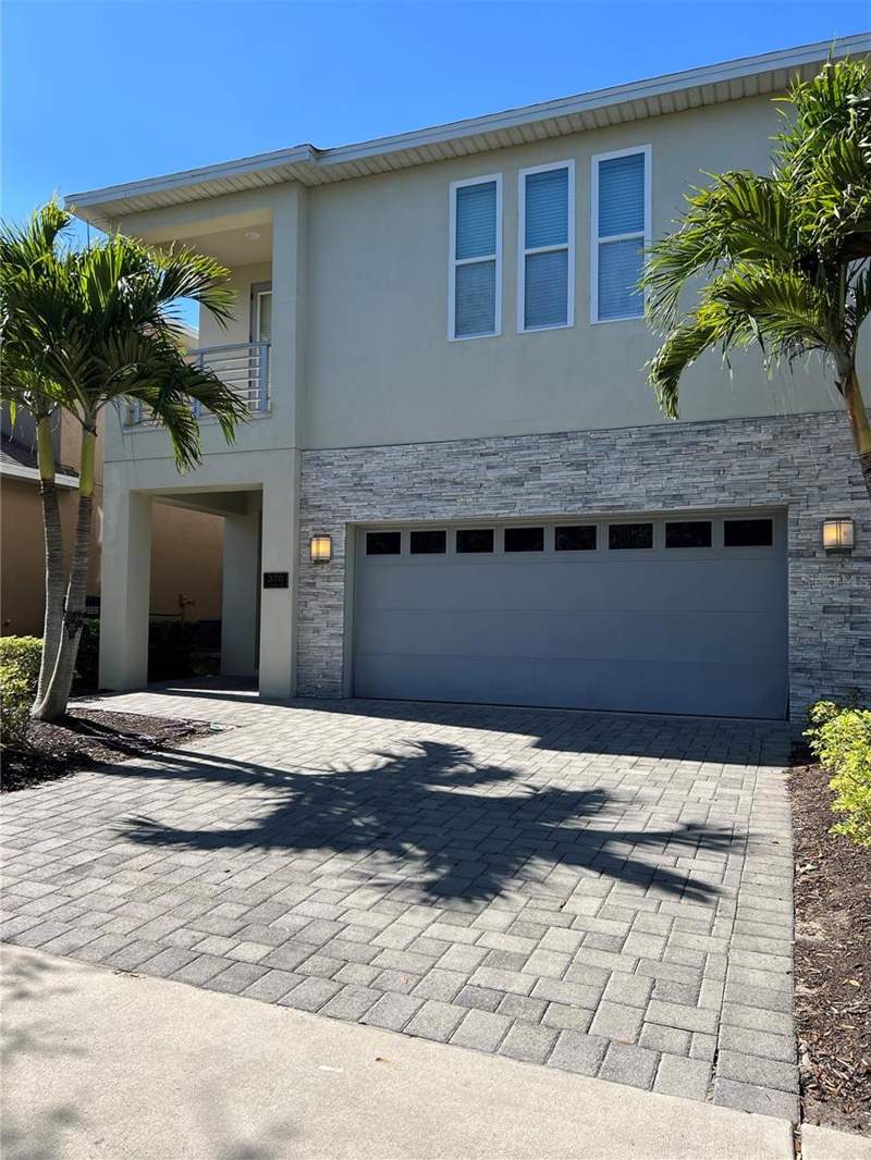 370 LASSO DRIVE home for sale in Reunion West