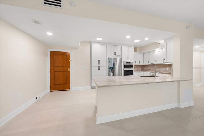3 bedroom Condominium at 1170 Gulf Blvd #1004, Grande On Sand Key, Clearwater — photo 3