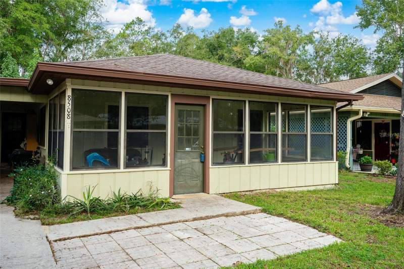 2 bedroom Single Family Residence at 8508 NW 37th Drive, Turkey Creek Forest, Gainesville — photo 2