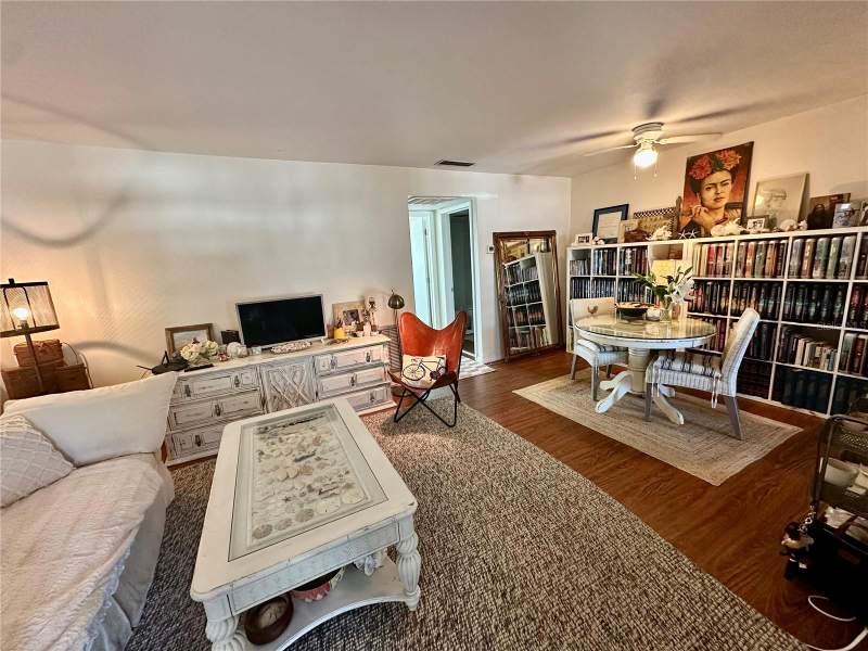 1 bedroom Condominium at 1221 Drew Street #D9, Drew Ridge Apts Co-Op, Clearwater — photo 3