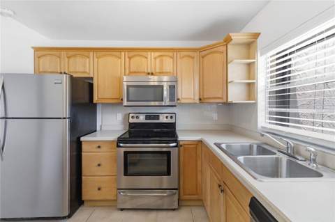 3062 Stonecastle Road, Orlando FL - photo 10 of 30