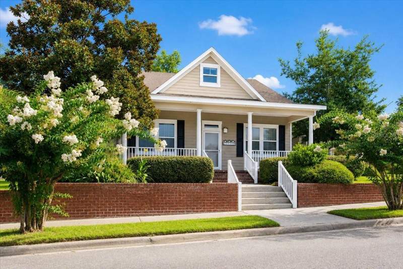 16704 NW 166TH ROAD home for sale in Heritage Oaks