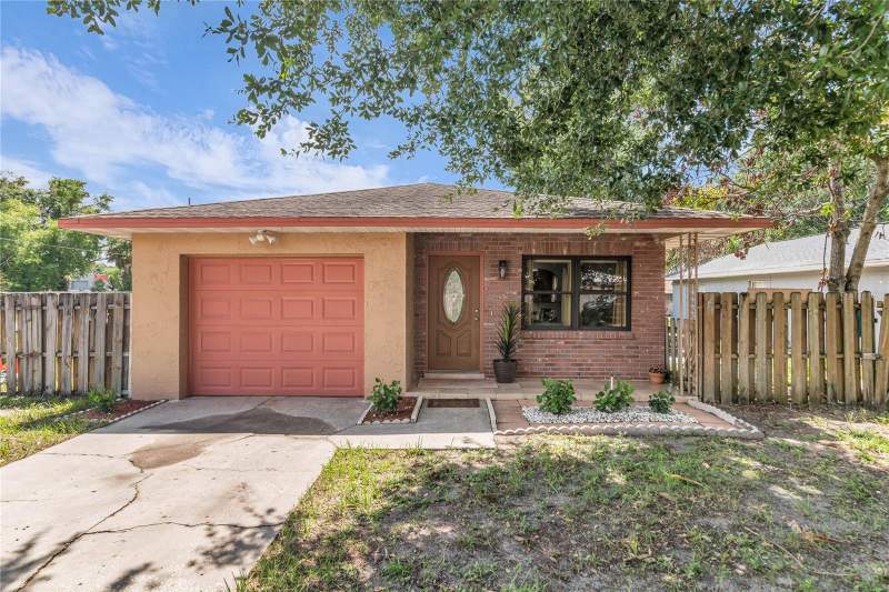Hibiscus Woods Condo