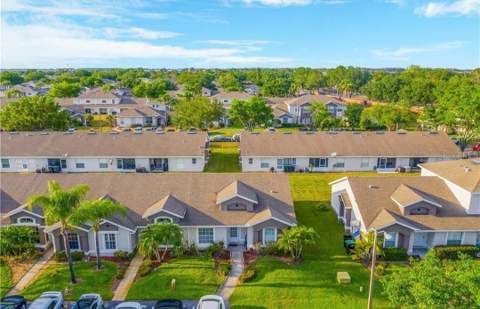 1215 Barefoot Bay Drive, Orlando FL - photo 11 of 12